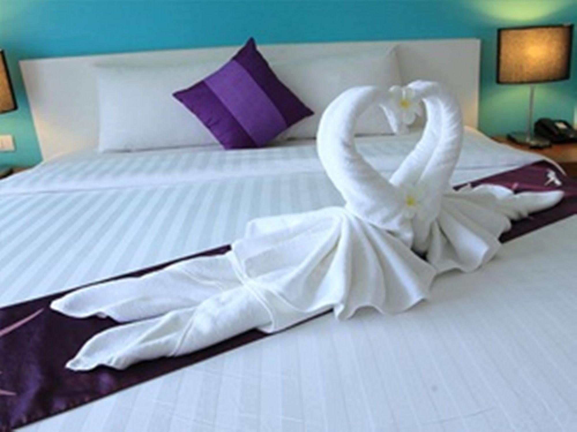 Days Inn By Wyndham Aonang Krabi Ao Nang Εξωτερικό φωτογραφία
